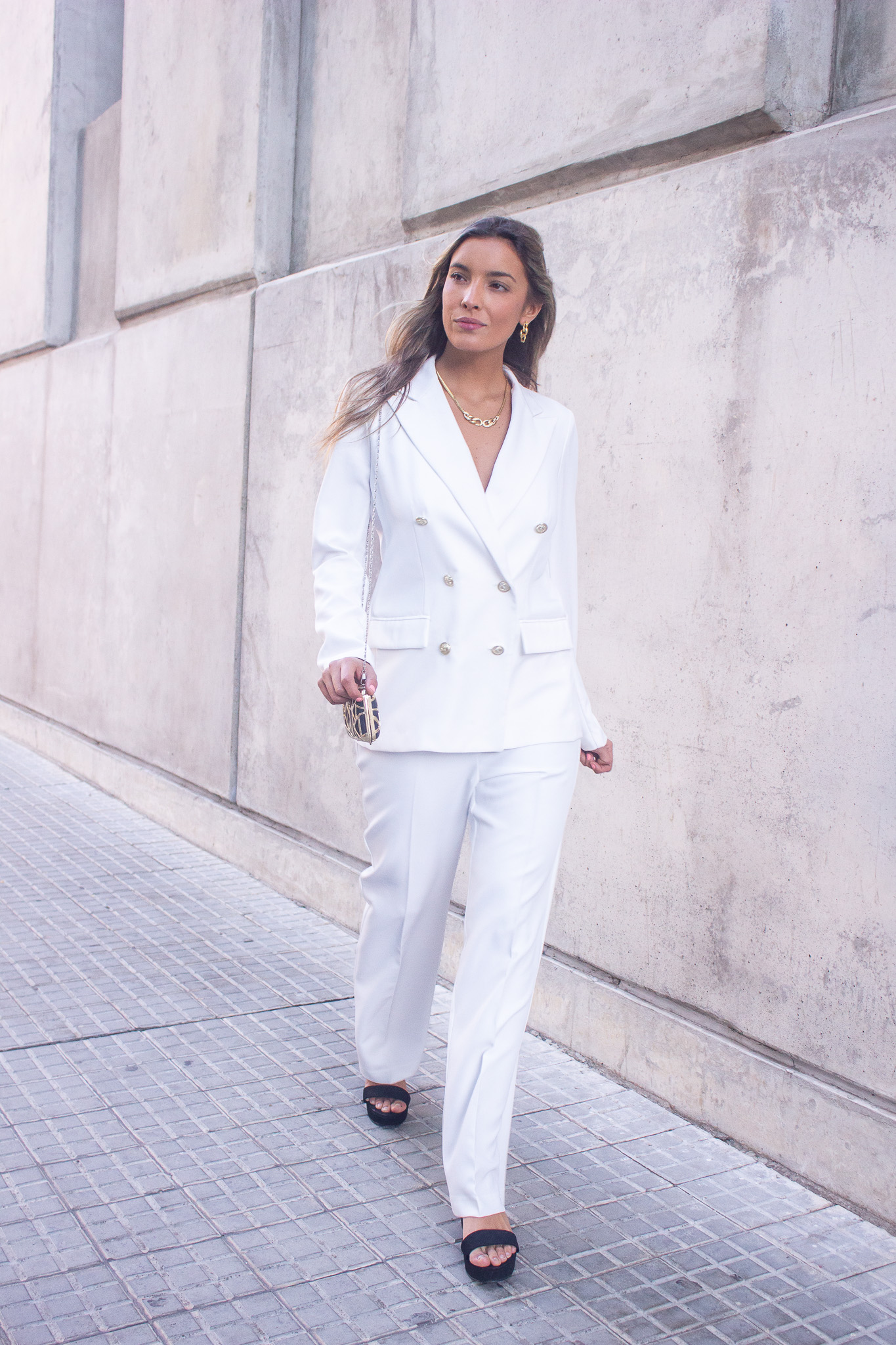 Traje blanco
